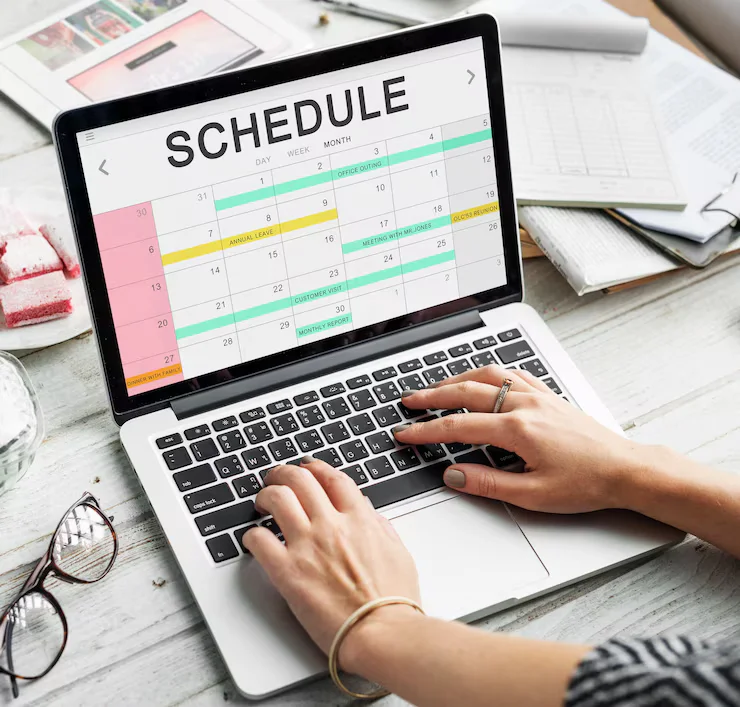 Scheduling business tasks on calendar